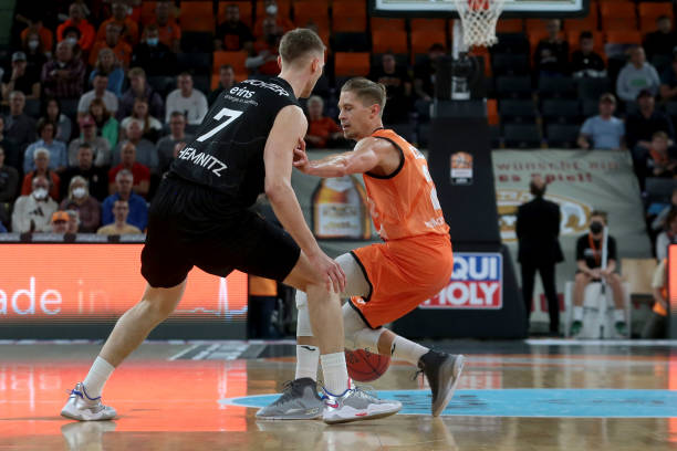 班牙豪门传 班牙豪门传