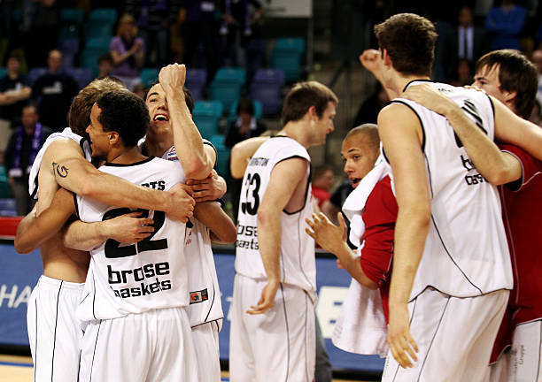 走上了篮球 走上了篮球