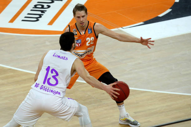 对于身披蓝 对于身披蓝